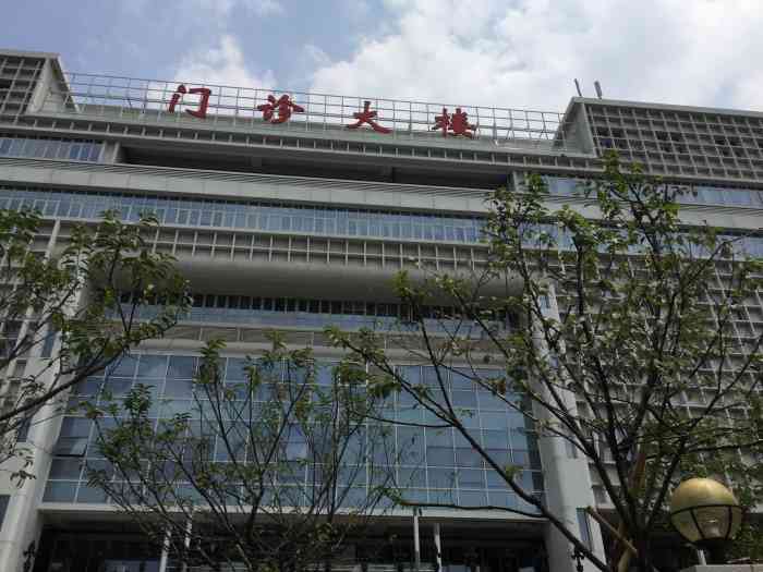 沙井人民医院-"去年在眼科给小孩做鼻泪管手术,前二次虽没.