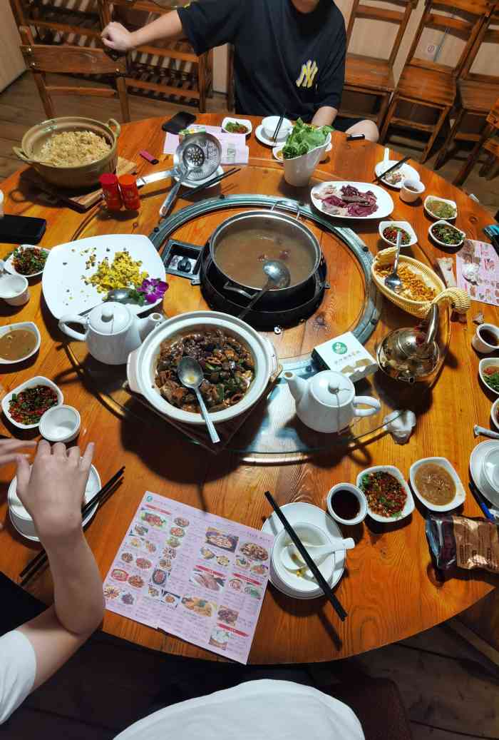 原汁原味驴庄-"听朋友提起这家驴庄许久,终于有机会品尝.