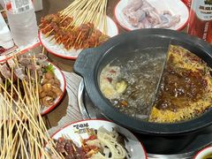 -言玖鲜火锅串串披萨自助(益田假日店)