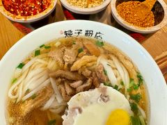 -矮子粉店1985·长沙米粉(湘春路店)