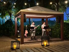 -三亚艾迪逊酒店·海滩烧烤 BARBACOA·现场乐队·浪漫晚餐·烧烤海鲜
