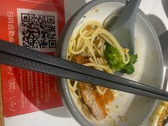 -馋三尺蟹粉小笼(人民广场店)