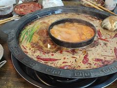 -黄潇洒老火锅(九眼桥宏济巷店)