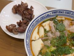 -天发芽·何记葫芦头泡馍·老字号(小南门店)