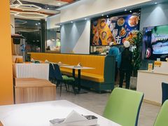 大堂-简荟厨·西式简餐(花都雅乐城店)