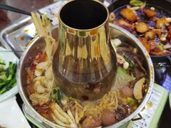 -撒拉人家.酸菜牦牛肉火锅