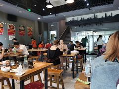 大堂-范贤光鸡公煲(平乐园总店)