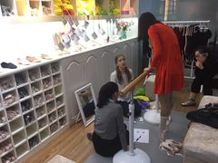 -上海路易十四芭蕾良品舞蹈用品店(美丽华商务中心店)