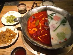 台式麻辣锅-湊湊火锅·茶憩(杭州湖滨银泰in77店)