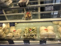 -白玉兰食品(汇联商厦店)
