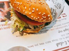 -The Habit Burger Grill 哈比特汉堡(复兴soho店)