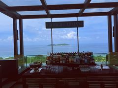 -瑰丽酒店·海吧·天际下午茶·现场DJ·天台酒吧