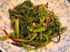 马拉盏炒通菜-誉八仙粤菜(万象天地店)