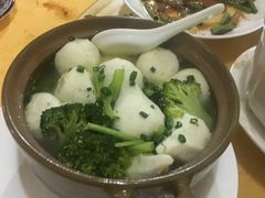 萝卜丝蟹丸煲-鲤鱼塘农家山庄