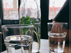-Common Table · Brunch & Coffee