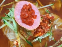 -啊美丽炭火烤肉(滑翔一店)