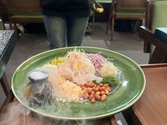 -得意咚瓜·顺德鱼生·冬瓜火锅(深圳首店)