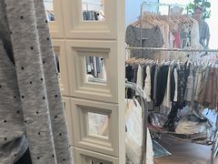-眷顾自助服装工作室(中南金石国际广场A座店)
