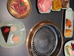 -梨花甄选自助烤肉(小寨原力场店)
