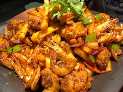 炭火干鍋蝦+雞翅-炭舍干锅·烤鱼(扬名广场店)