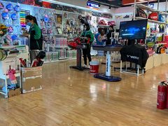 -YONEX苗江运动城(源深店)