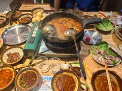 -黔二妞地摊火锅(龙华清湖店)