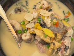 -饭怕鱼·黄焖鲟龙鱼(湖大店)