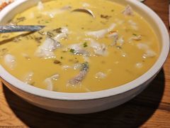 -小三峡食府(西五路店)