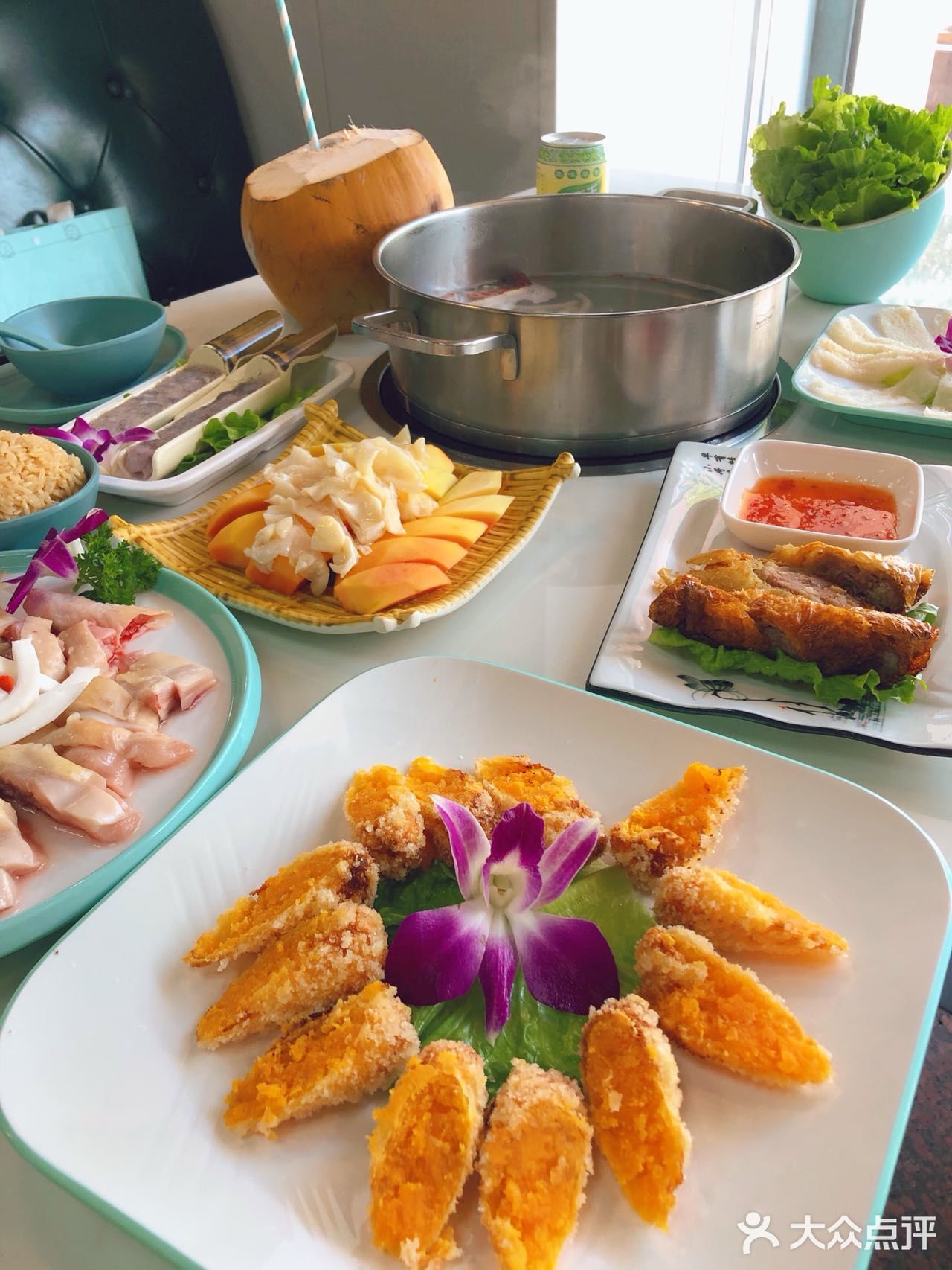 吸收了鸡油的米饭亮蹭蹭的特吸引人！