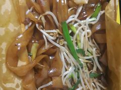 传统干炒牛河-荔银肠粉·非遗手藝(夫子庙店)