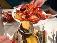 -领鲜活海鲜榴莲自助火锅(东门店)