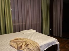 -金光大道养生馆(东方路旗舰店)