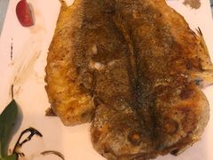 -赶海部落海鲜城(海阳路店)