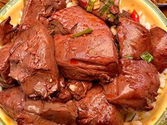 -拈签一笑黄牛肉辣卤串串