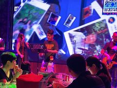 -爱啤精酿·民谣酒馆(滨江店)