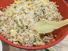 -江城燕子大排档(江汉路步行街店)