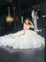 点击看大图 -Bridal Queen·婚纱女皇