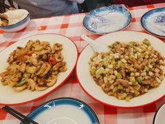 -洪霞餐馆·川菜·鲜货现炒(两江春城店)