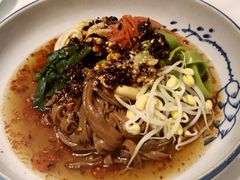 -江城小馆陕南妈妈菜·全球旅行餐厅(钟楼店)