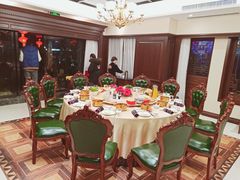 -小天鹅火锅·一线江景洪鼎旗舰店(洪崖洞店)