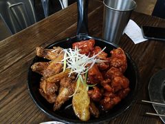 双拼炸鸡-MI WU FACTORY米屋美食工厂餐厅(绿地店)