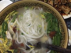 -桥香园云南过桥米线(金马碧鸡店)