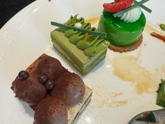 -圣丰索菲特·2 On 988 Café 自助餐厅