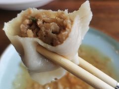 莲藕肉水饺-俏东方·海味水饺·青岛菜(崂山店)