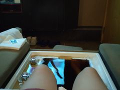 -金色印象·4K影院式足体养生(杨家坪西郊店)
