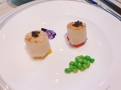 鱼子酱香煎带子皇-皇朝会.经典传统粤菜(外滩店)
