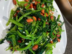 -缘福乡村铁锅炖民宿(八达岭店)