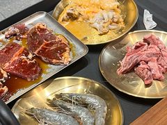 -何发发和牛烧肉·鳗鱼榴莲放题自助(乐峰广场店)
