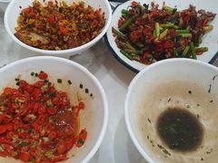 -红色湘菜馆(春风店)