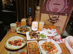 -胡桃里民谣酒馆